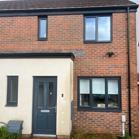 Village House St Mellons - Close To A48 And M4 Cardiff Luaran gambar