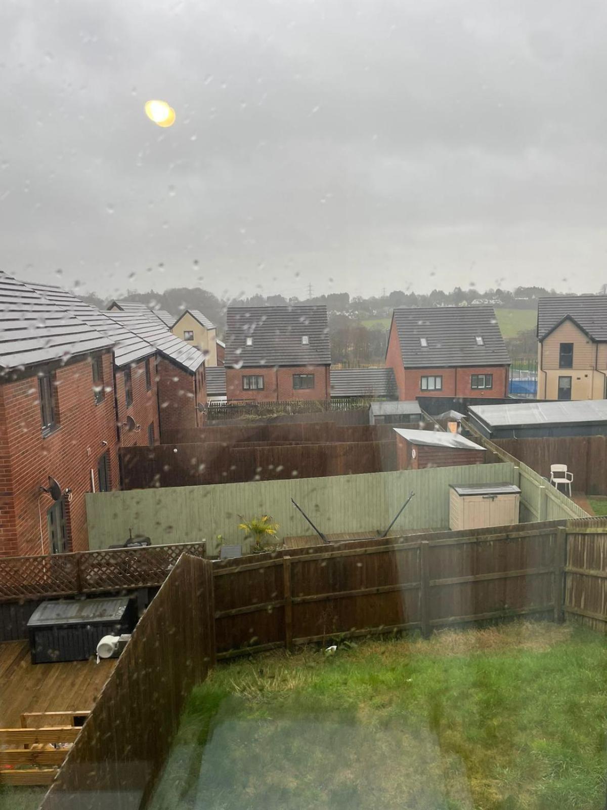 Village House St Mellons - Close To A48 And M4 Cardiff Luaran gambar